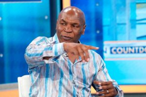 Майк Тайсон проектує успіхи Усика на свої часи і зауважує відмінності