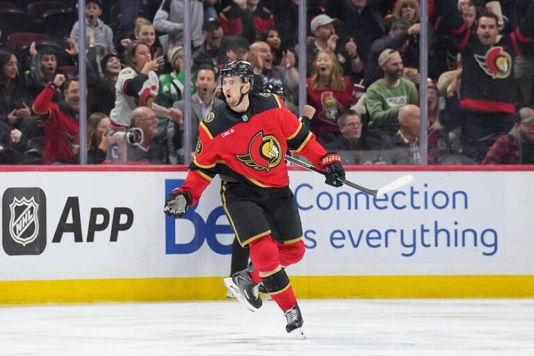 НХЛ: перемога Бостона та сюрприз у Ванкувері