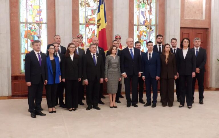 Новий уряд Молдови склав присягу