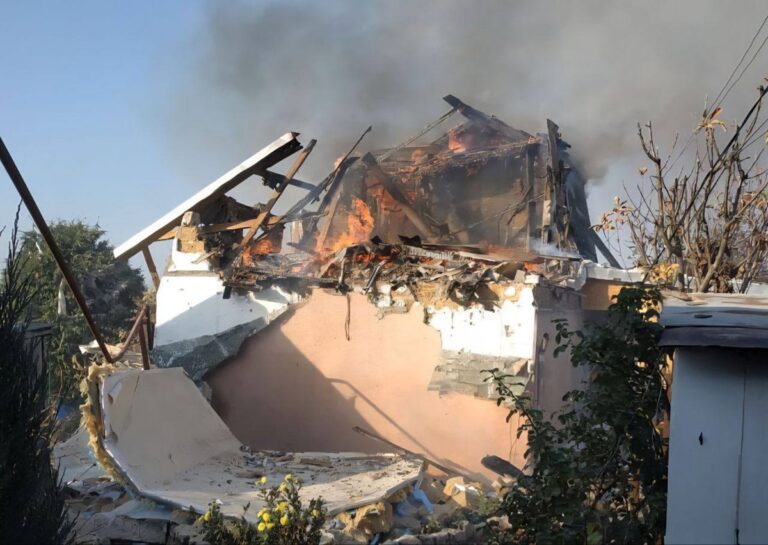 Обстріли Дніпропетровщини: двоє людей загинули, пʼятеро постраждали