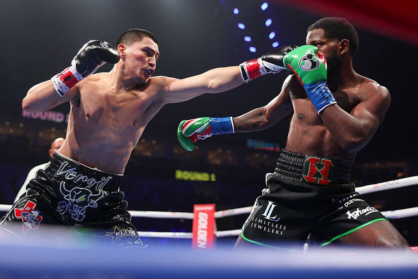 Новини спорту - Ортіс захистив тимчасовий титул, швидко перемігши Лубіна