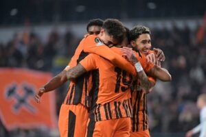 Шахтар зміцнив свої перші позиції після перемоги 6:0 над Оболонню