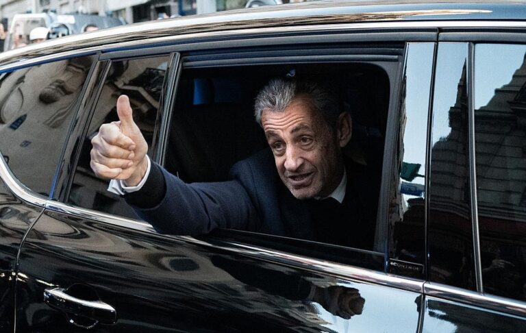 Суд у Франції прийняв несподіване рішення щодо Саркозі