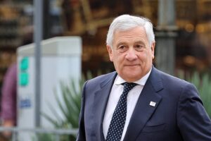 Новини світу - У МЗС Італії висміяли "епохальні перемоги" Росії в Україні