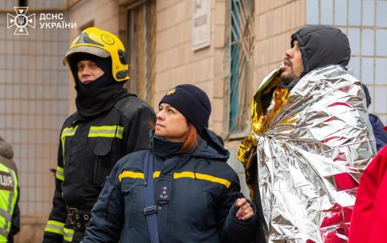 Новини України - Удар по Тернополю: знайли тіла матері та двох маленьких дітей