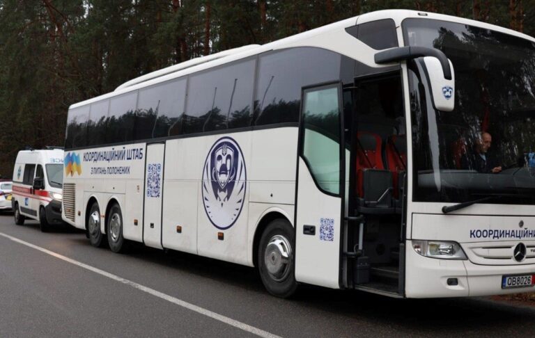 Україна повернула з Білорусі 31 ув’язненого