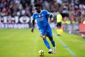 Новини спорту - Вінісіус припинив переговори з Реалом щодо нового контракту