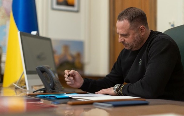 Новини політики - Єрмак планував летіти на зустріч із Віткоффом і зятем Трампа - ЗМІ