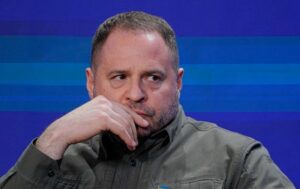 Новини України - Єрмак заявив, що піде на фронт - ЗМІ