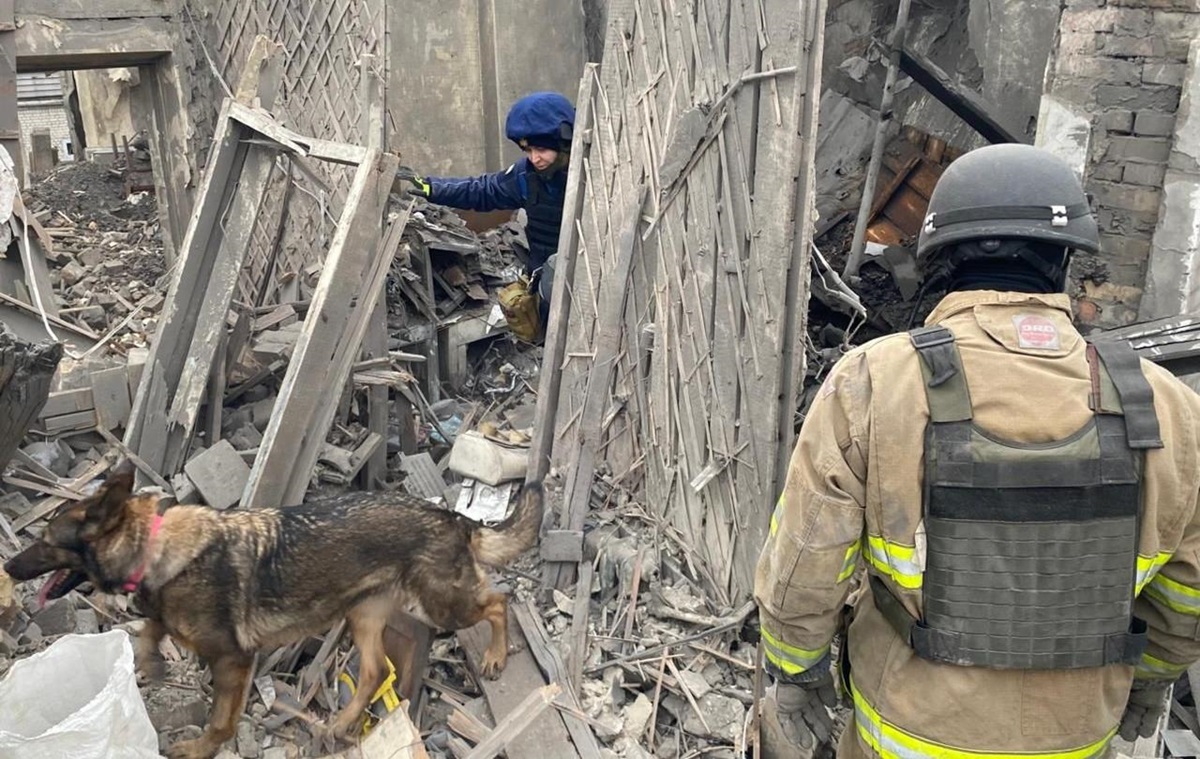 Новини України - Авіаудар по Запоріжжю: аварійно-рятувальні роботи завершено