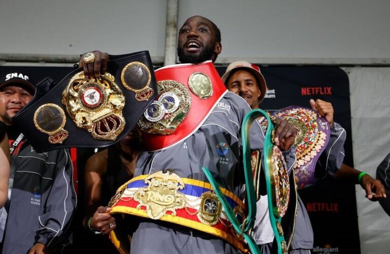 Кінець епохи: Кроуфорд завершив боксерську кар&rsquo;єру