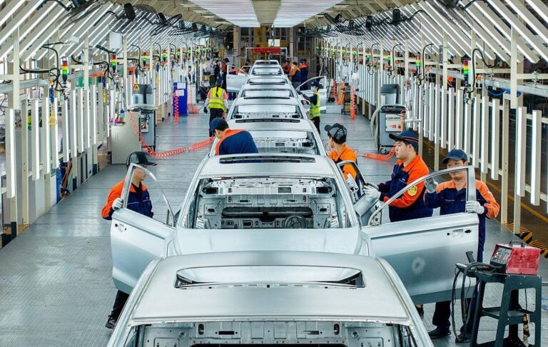 Китай встановив новий рекорд з виробництва автомобілів