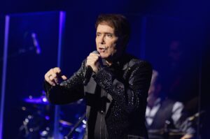 Кліфф Річард уперше зізнався, що таємно лікувався від раку простати