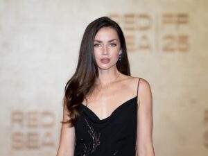 Новини культури - Колишні дружини Тома Круза підтримали Ану де Армас після розриву