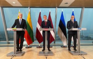 Новини світу - Країни Балтії розглядають демонтаж залізничних колій на кордоні з РФ