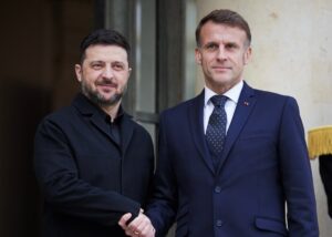 Макрон зателефонував Зеленському: про що говорили