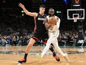 Новини спорту - НБА: Бостон впевнено переміг Майамі