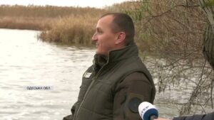 🐟У Дністровському лимані відбулося історичне зариблення за кошти з аукціонів