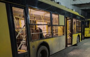 Новини України - Росіяни обстріляли тролейбусне депо у Херсоні