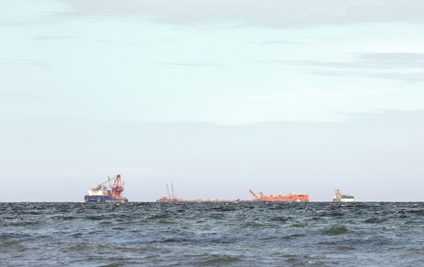 Ціни на нафту реагують на облогу Венесуели і обстріл танкера РФ