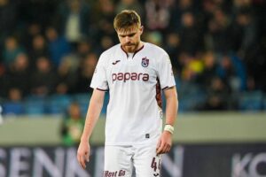 Новини спорту - Турецький клуб не погодився на трансфер українця в Бенфіку