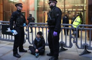 У Британії арештували екоактивістку Грету Тунберг