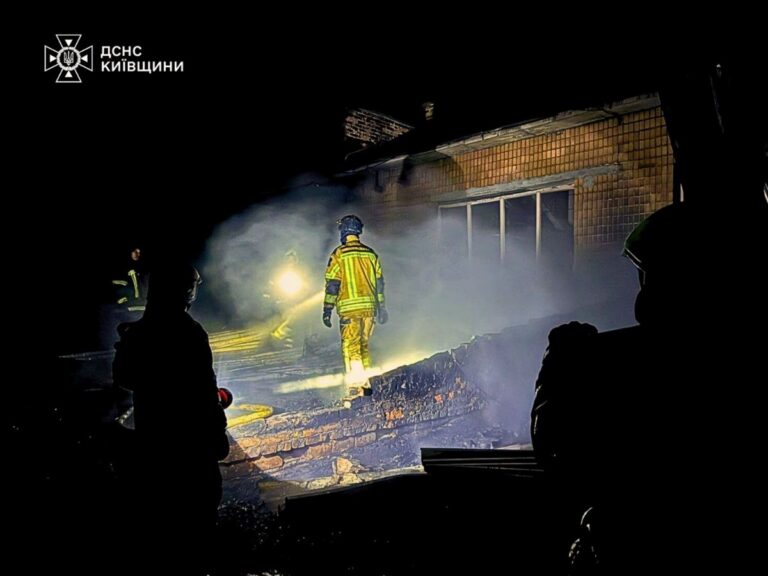 У Фастові через обстріл виникли пожежі