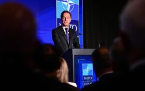 Новини світу - У НАТО відповіли на погрози Путіна воювати з Європою