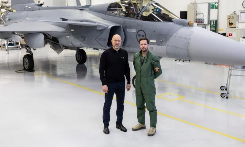 Новини України - Україна та Швеція обговорили постачання Gripen
