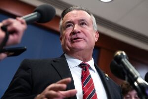 Новини світу - В США розкритикували реакцію Трампа на заяву РФ