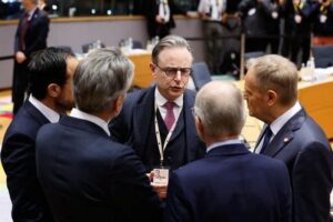 Новини світу - В ЄС відклали розгляд репараційного кредиту Україні