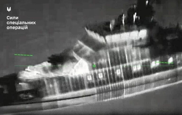 ЗСУ уразили корабель і нафтову платформу на Каспії