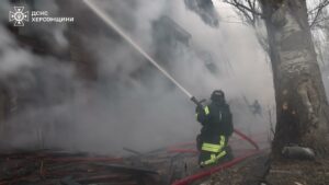 російські війська не припиняють обстрілів Херсона