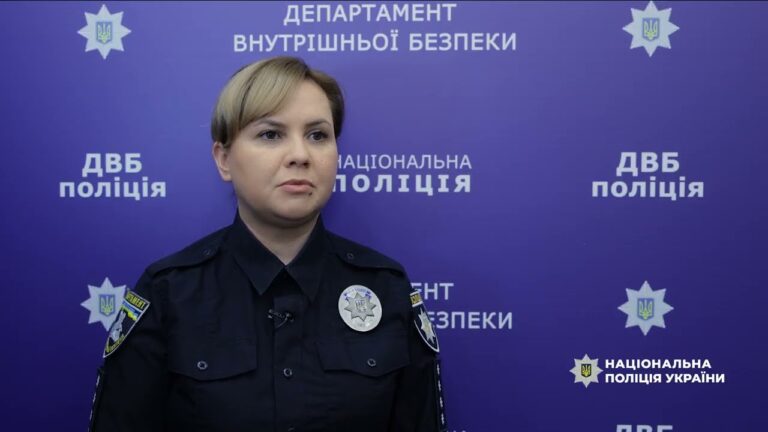 «Сімейний підряд» на тютюні: Нацполіція викрила нелегальне виробництво цигарок на Харківщині