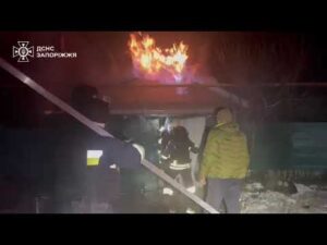 Запоріжжя: рятувальники ліквідували наслідки російського обстрілу