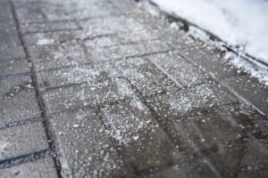 Морози та ожеледь: погода на вихідних