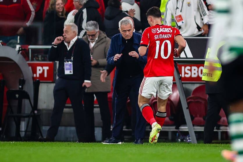 Новини спорту - Моурінью назвав дії Судакова на полі такими, що не витримують критики