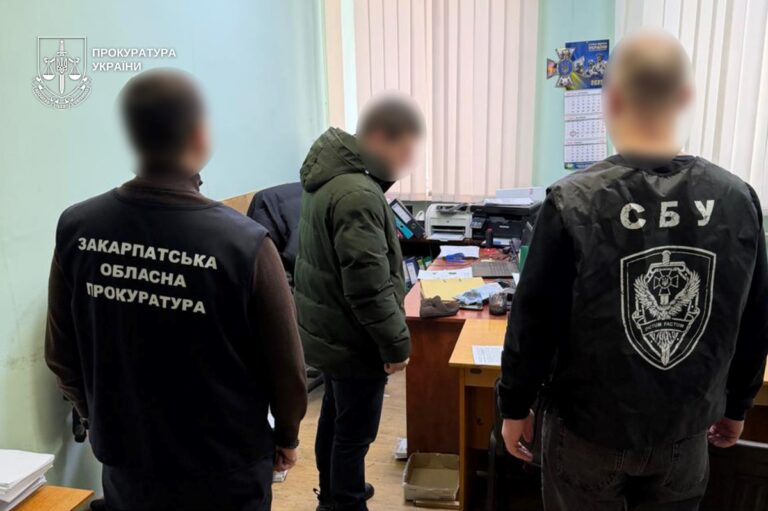 На Закарпатті екснардеп фіктивно працевлаштувався для бронювання та втік