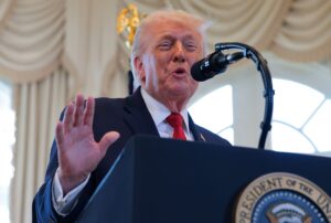 НАТО 20 років попереджало про загрозу для Гренландії від РФ – Трамп