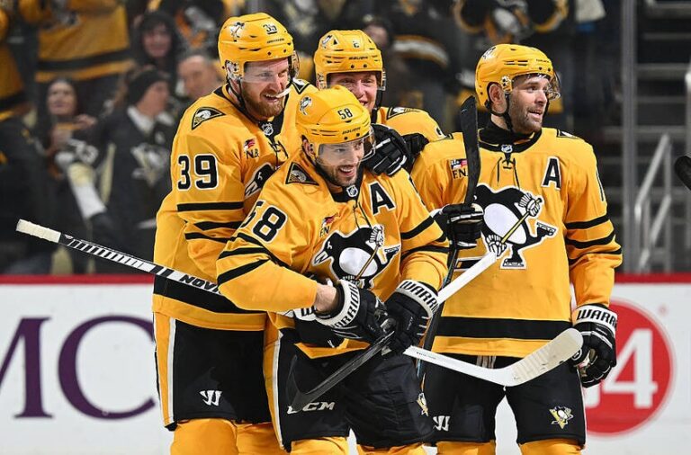 НХЛ: Монреаль зупинив переможну ходу Кароліни