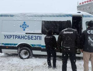 По 30 тисяч за зелений коридор на Хмельниччині та Черкащині викрили корупцію в Укртрансбезпеці