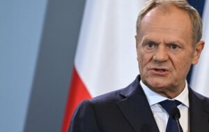 Польща відповіла Трампу на “неготовність України до миру”