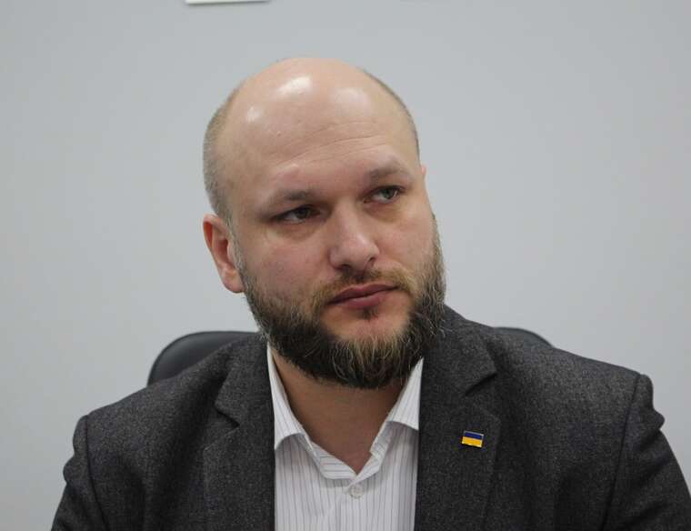 Реформа для своїх Цивінський зачищає БЕБ, зберігаючи схеми абонплати для бізнесу