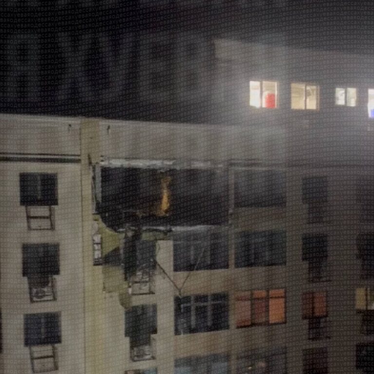 РФ атакувала Одесу десятками БПЛА: пошкоджено ЖК