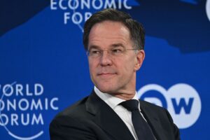 Рютте підтвердив непублічні переговори з Трампом щодо Гренландії