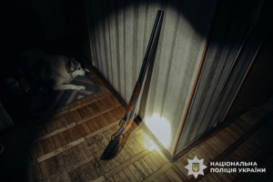 У Луцьку затримали чоловіка, який вистрелив у поліцейського