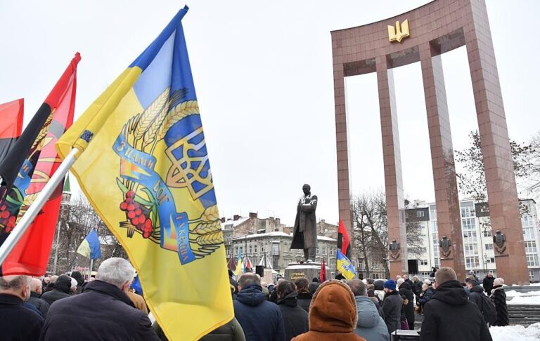 Українці відповіли, коли слід проводити вибори