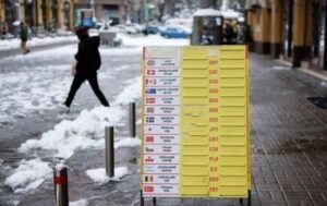 В обмінниках триває зниження долара