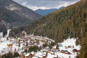 В Україні надходження турзбору зросли на третину