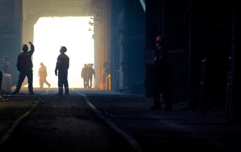 Запоріжсталь призупинила виробництво через атаку Росії